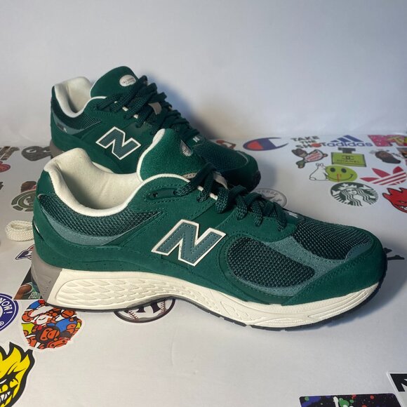 New Balance 2002R Green Marsh - M2002RFK - Size 10 Men - Picture 2 of 10